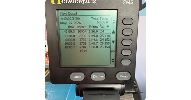 Concept2 PM5 monitor showing a 4 x 10 minute threshold rowing session used to improve 2K rowing performance