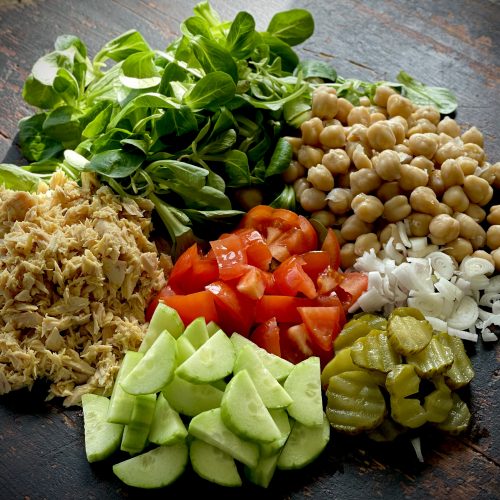 chickpea and tuna salad